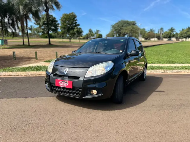 Carro Renault Sandero 2013 Expression 1.0 16V (flex)