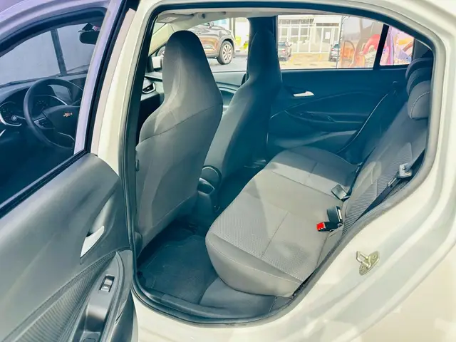 Carro Chevrolet Onix 2023 LT 1.0 Turbo