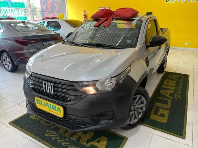 Carro Fiat Strada 2023 Endurance 1.4 Cabine Plus (Flex)