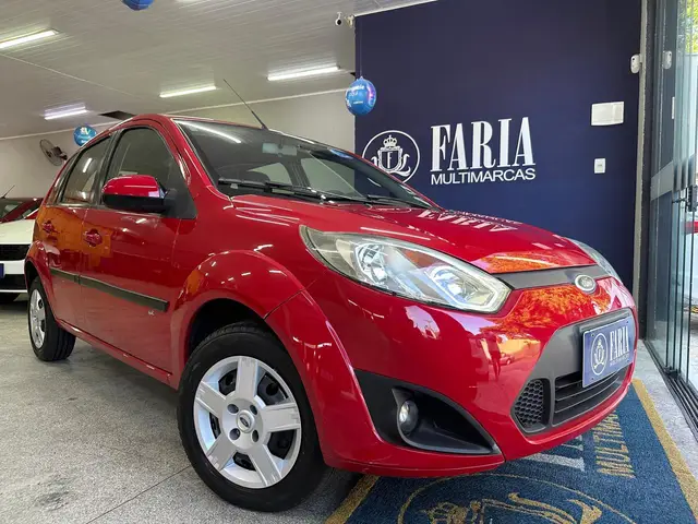 Carro Ford Fiesta Hatch 2014 1.6 (Flex)