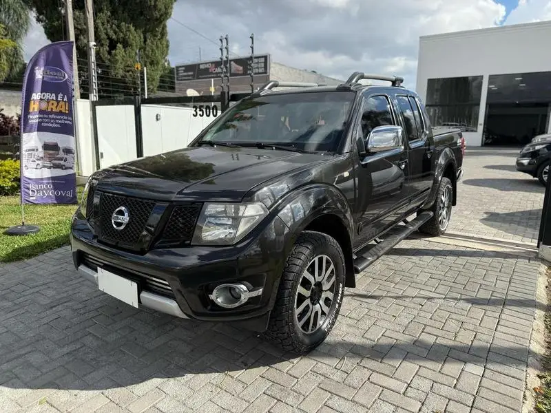 Nissan Frontier 2.5 TD CD 4x4 SL (Aut)