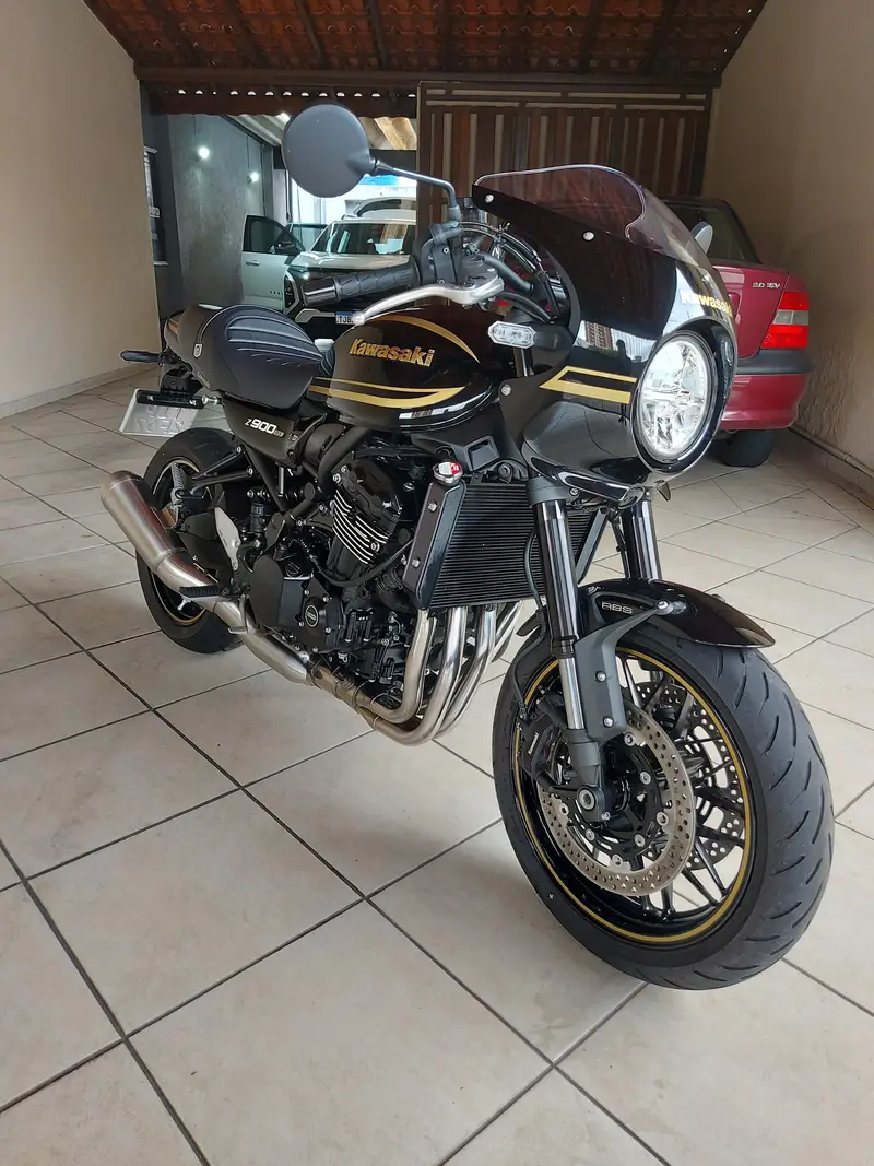 Kawasaki Z 900 RS CAFÉ