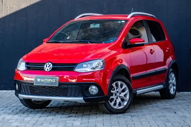 Carro Volkswagen CrossFox 2013 1.6 VHT (Flex)