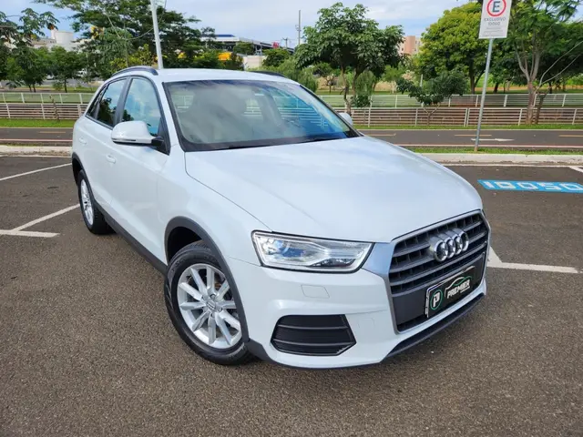 Carro Audi Q3 2017 1.4 TFSI Attraction S Tronic