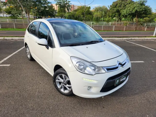 Carro Citroën C3 Picasso 2015 Tendance 1.5 8V (Flex)