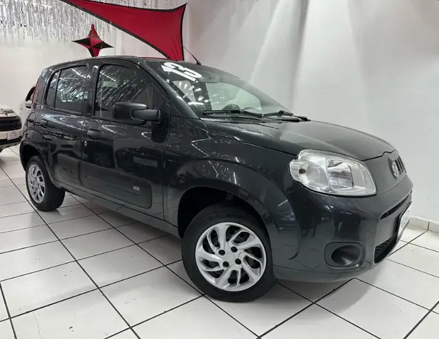 Carro Fiat Uno 2013 Vivace Italia 1.0 8V (Flex) 4p