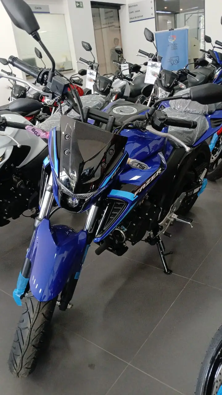 Yamaha Fazer FZ25 Connected