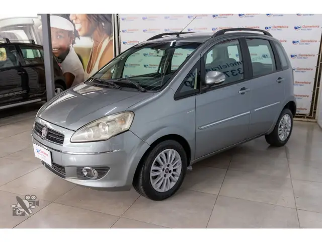 Carro Fiat Idea 2011 Essence 1.6 16V E.TorQ Dualogic (Flex)