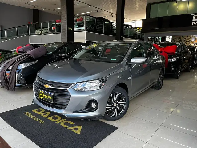 Carro Chevrolet Onix Plus 2024 LT 1.0