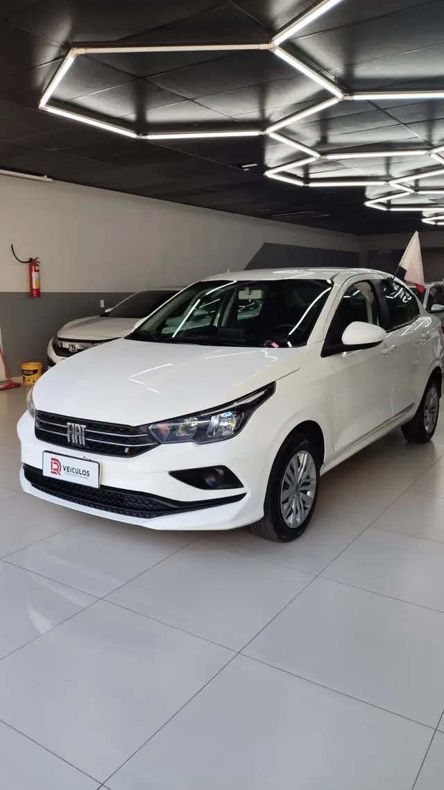 Carro Fiat Cronos 2024 Drive 1.3