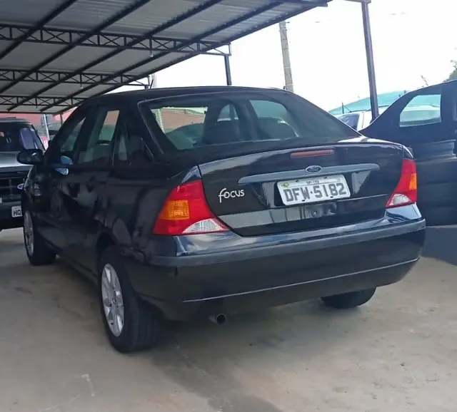 Carro Ford Focus Sedan 2006 GLX 1.6 8V