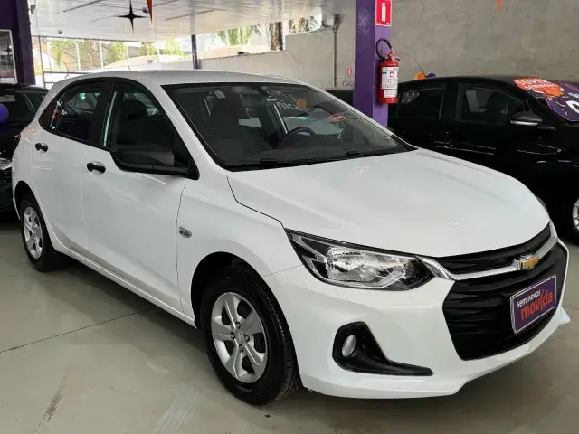 Carro Chevrolet Onix 2024 1.0