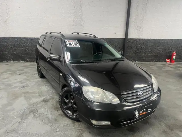 Carro Toyota Fielder 2006 1.8 16V (aut)