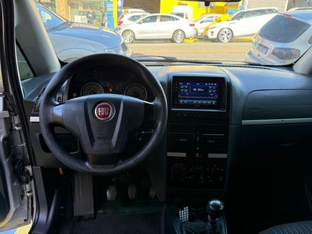 Idea Essence 1.6 16V E.TorQ (Flex)