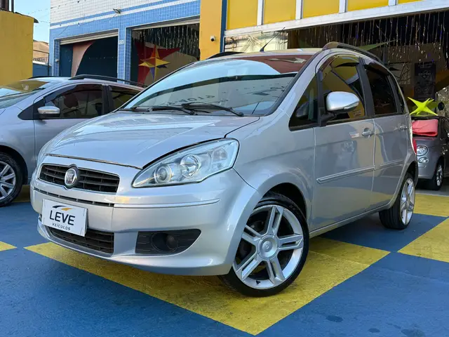 Carro Fiat Idea 2013 Essence 1.6 16V E.TorQ (Flex)