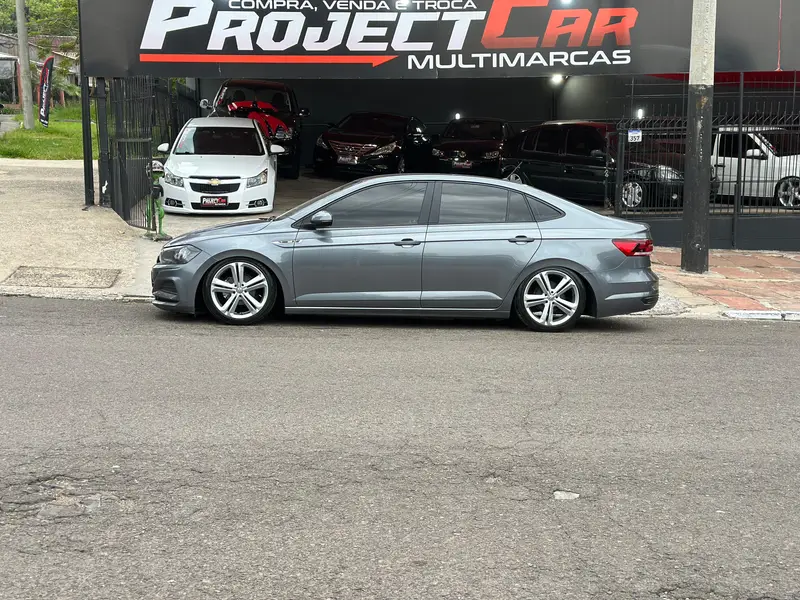 Volkswagen Virtus 1.6 MSI 16V (Flex)