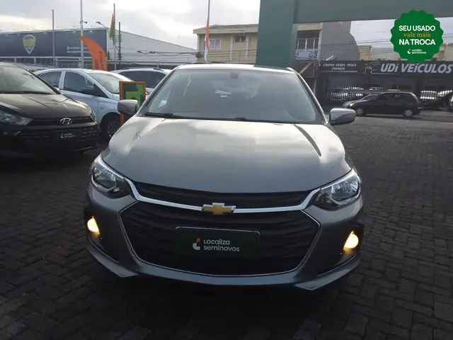 Carro Chevrolet Onix Plus 2024 LT 1.0