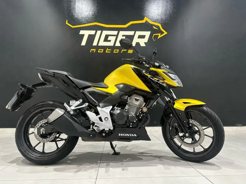Honda CB 300F Twister (ABS)