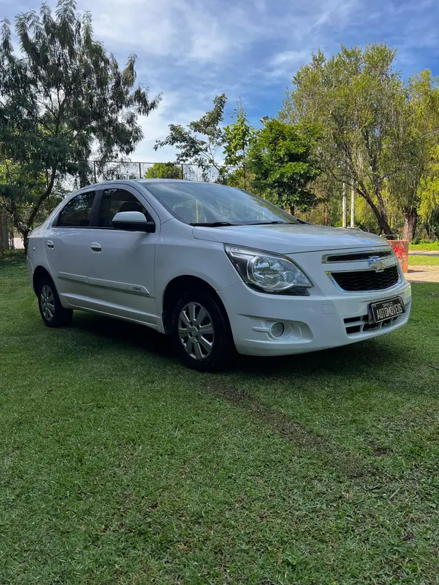 Carro Chevrolet Cobalt 2015 LT 1.8 8V (Flex)