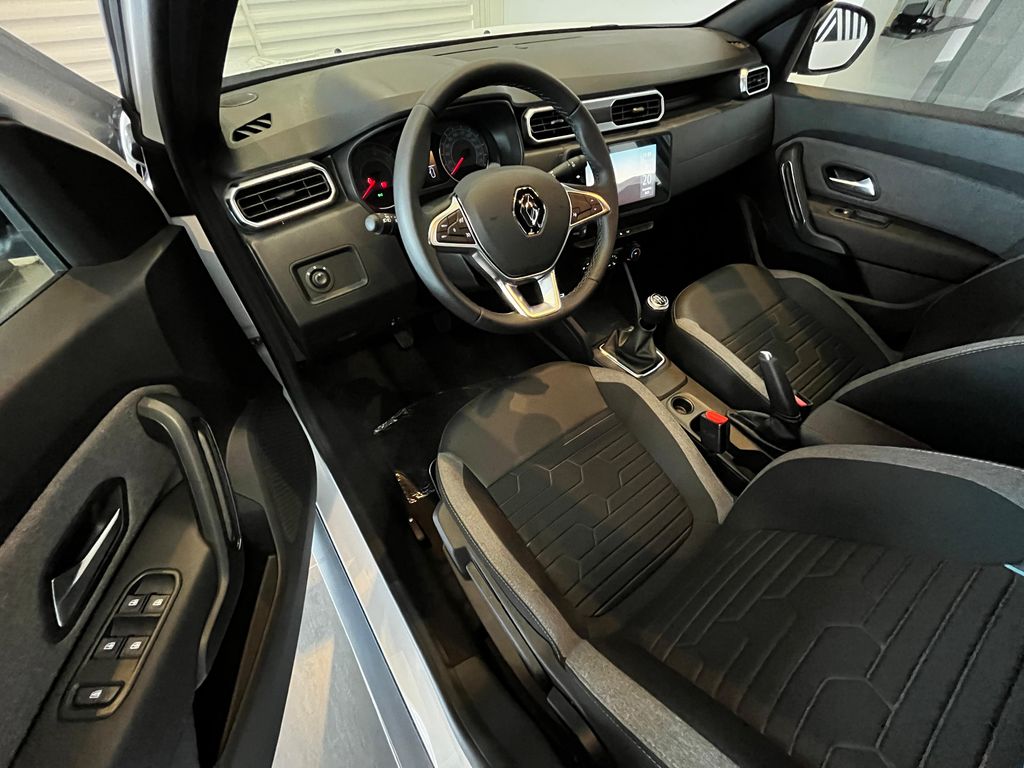 Duster Plus Intense 1.6