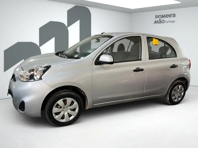 Nissan March 1.0 12V S (Flex)