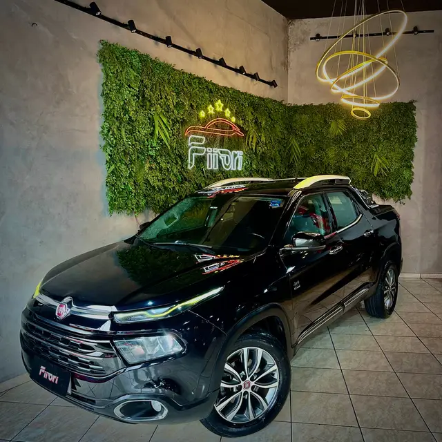 Carro Fiat Toro 2019 Volcano 2.0 diesel AT9 4x4