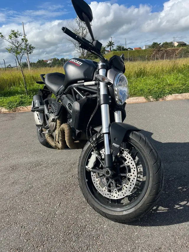 Carro Ducati Monster 2016 821