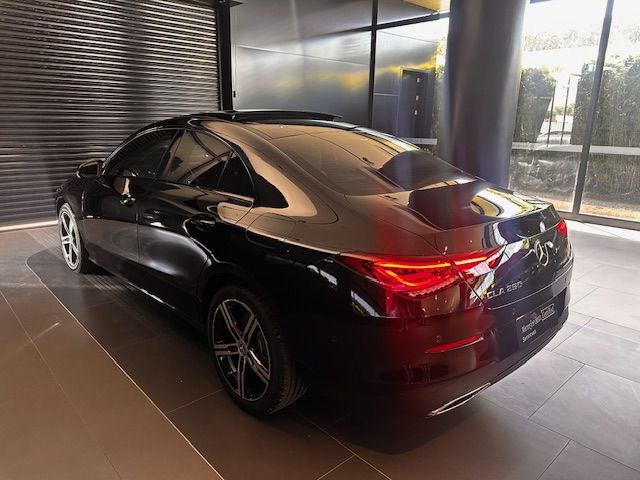 CLA 250  2.0 CGI Gasolina 4MATIC (Aut)