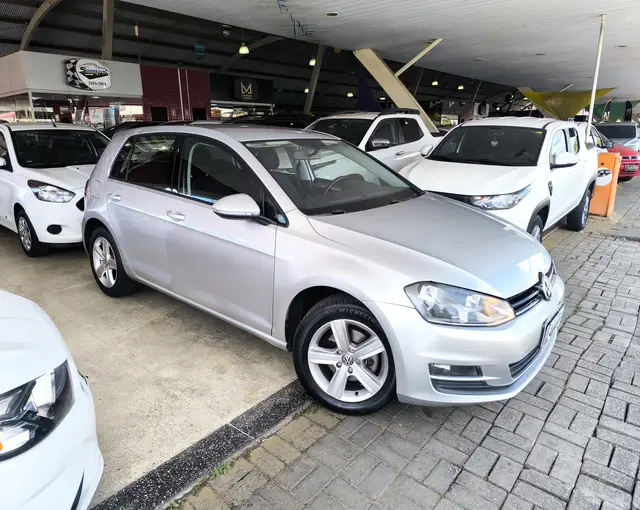Carro Volkswagen Golf 2014 Comfortline 1.4 TSi