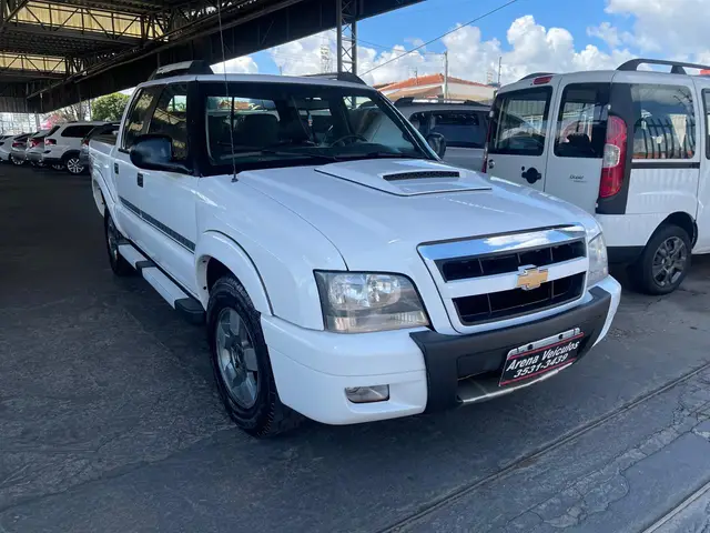 Carro Chevrolet S10 Cabine Dupla 2011 S10 Executive 4x4 2.8 Turbo Electronic (Cab Dupla)
