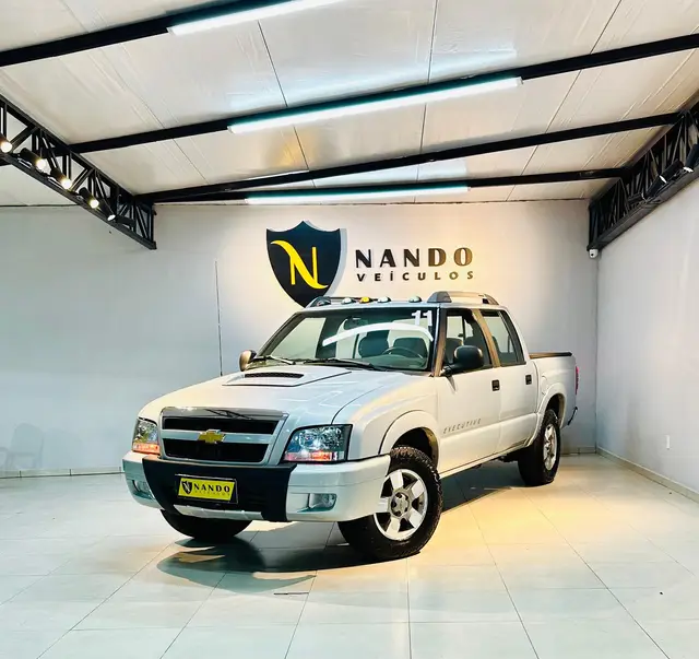 Carro Chevrolet S10 Cabine Dupla 2011 S10 Executive 4x2 2.4 (Flex) (Cab Dupla)