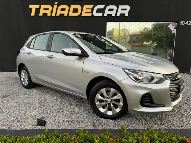 Carro Chevrolet Onix 2023 LT 1.0