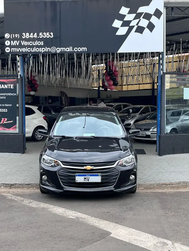 Carro Chevrolet Onix 2024 LT 1.0