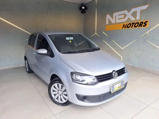 Carro Volkswagen Fox 2011 1.0 8V (Flex) 4p