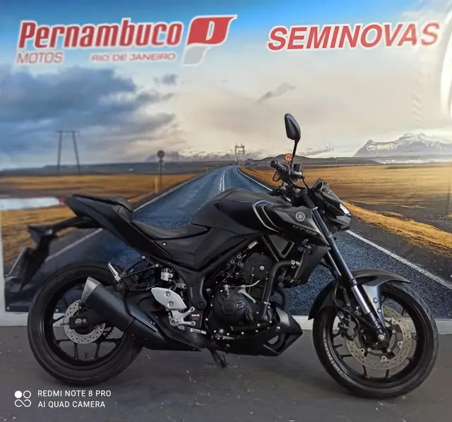Carro Yamaha MT-03 2023 ABS