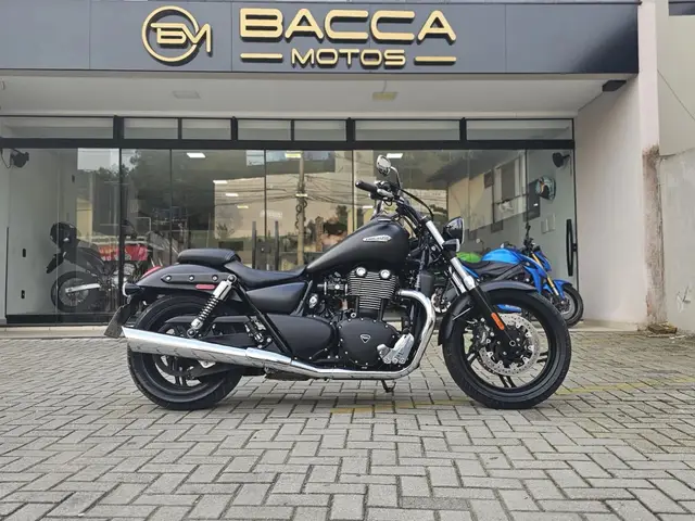Carro Triumph Thunderbird 2014 1700 Storm (ABS)