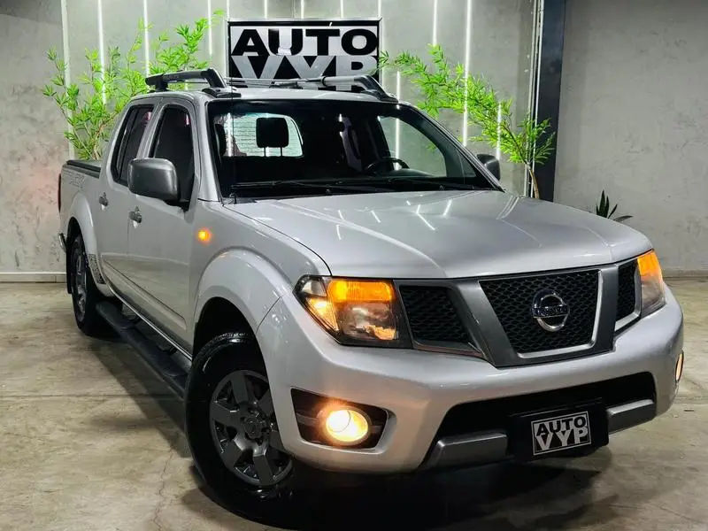 Nissan Frontier 2.5 TD CD 4x2 SV Attack