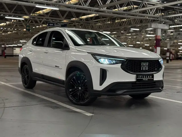 Carro Fiat Fastback 2024 Turbo 200