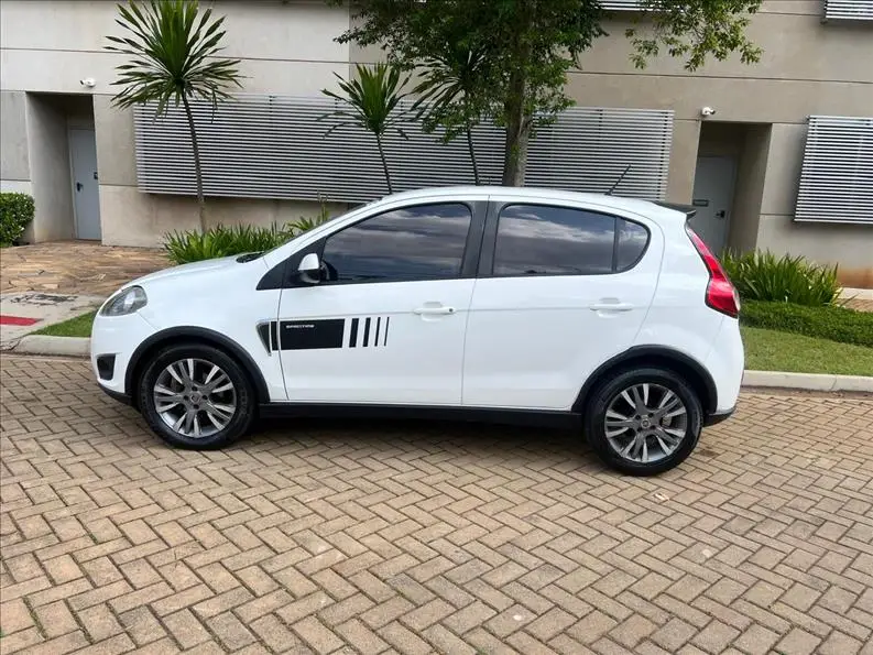 Fiat Palio Sporting 1.6 16V (Flex)