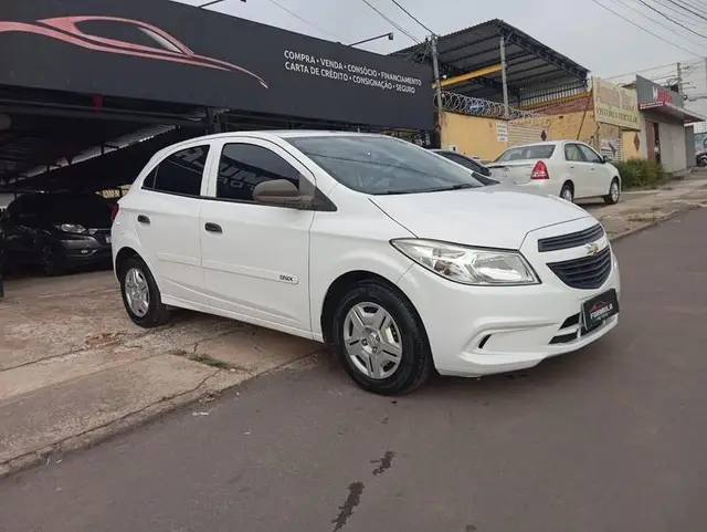 Carro Chevrolet Onix 2016 1.0 LS SPE/4