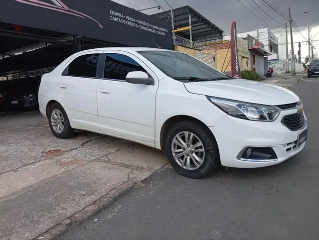 Carro Chevrolet Cobalt 2018 LTZ 1.8 8V (Flex)