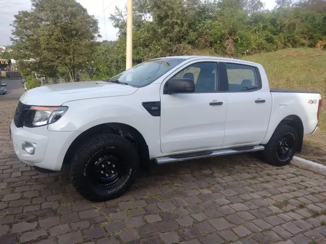 Carro Ford Ranger Cabine Simples 2014 Ranger 2.2 TD 4WD XL CS