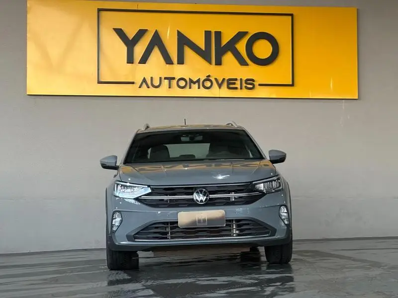 Volkswagen Nivus Highline 200 TSI