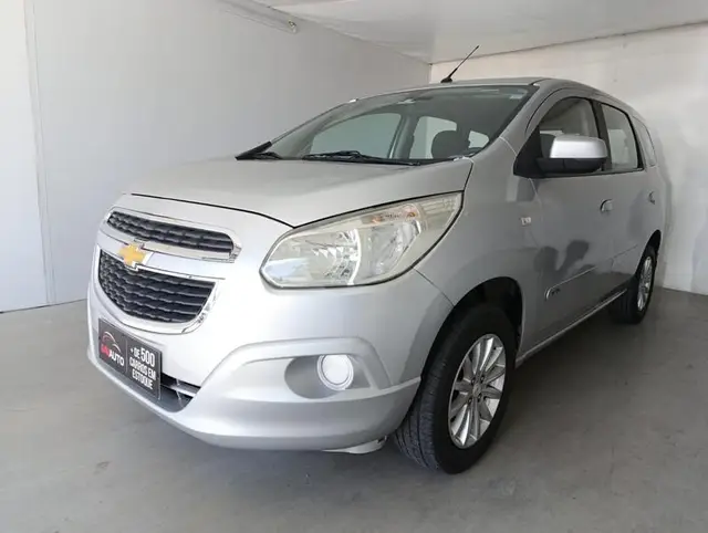 Carro Chevrolet Spin 2013 LT 5S 1.8 (Flex)
