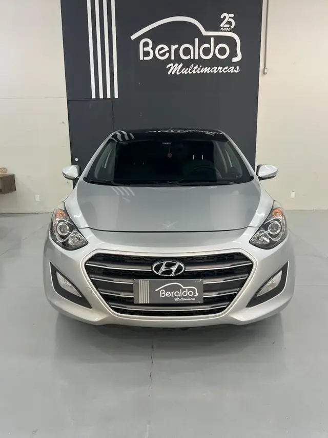 Carro Hyundai i30 2016 I30 1.8 16V MPI (Básico+Teto)
