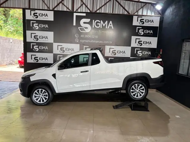 Carro Fiat Strada 2023 Endurance 1.4 Cabine Plus (Flex)