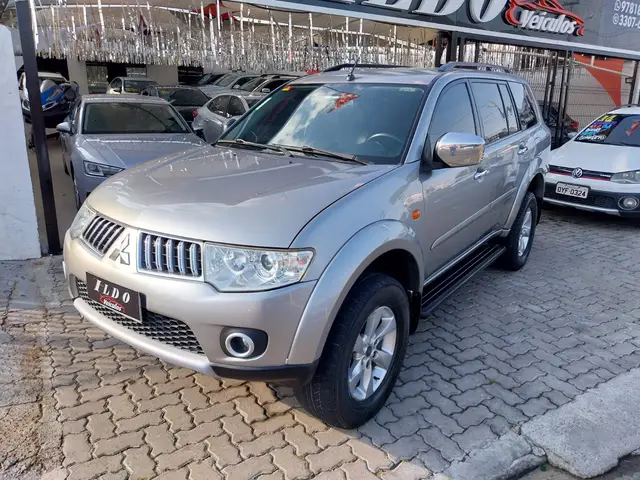 Carro Mitsubishi Pajero Dakar 2012 3.2 4WD (Aut)