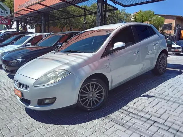 Carro Fiat Bravo 2014 Absolute 1.8 16V Dualogic (Flex)