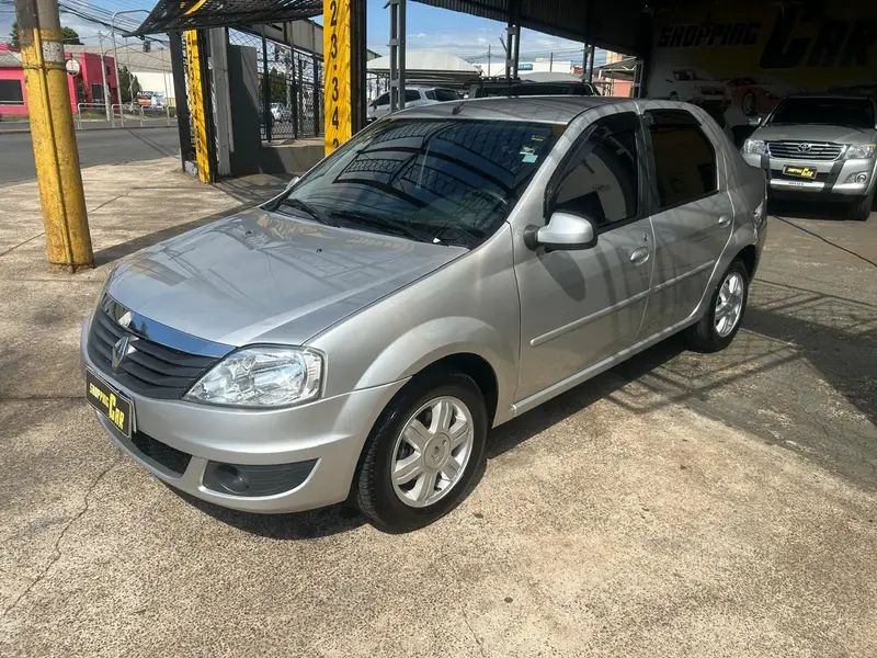 Renault Logan Expression 1.6 8V Hi-Torque (flex)