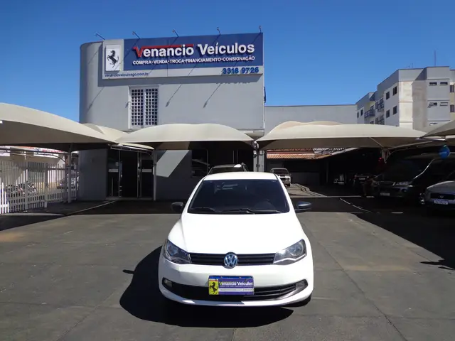 Carro Volkswagen Voyage 2016 1.6 Trendline (Flex)